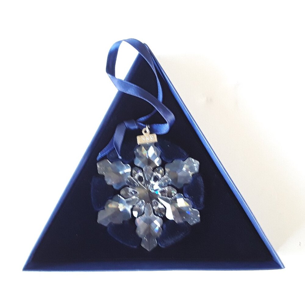 Swarovski 2008 Annual Crystal Snowflake/Star Holiday Ornament MIB